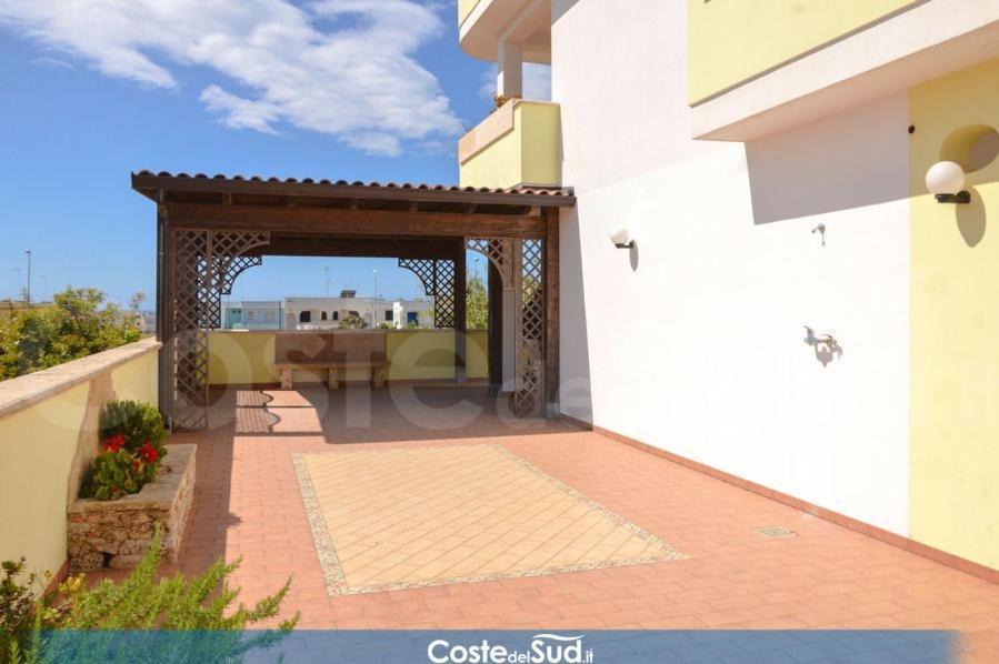 Case Vacanze Vista Mare Torre Pali Exteriér fotografie